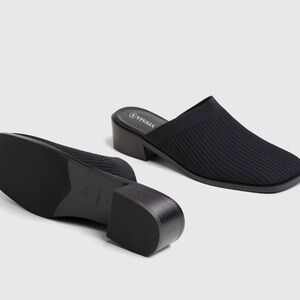 Vivaia Giselle Square Toe Mules Size 38 US Size 7 in Black Comfortable Shoes